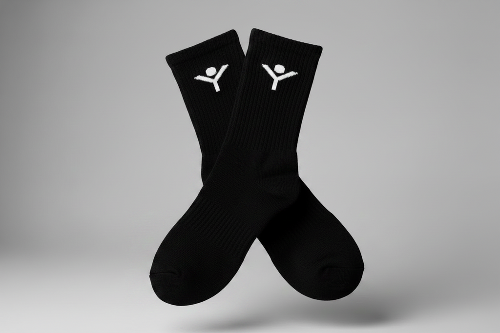 The PYNT Crew Black